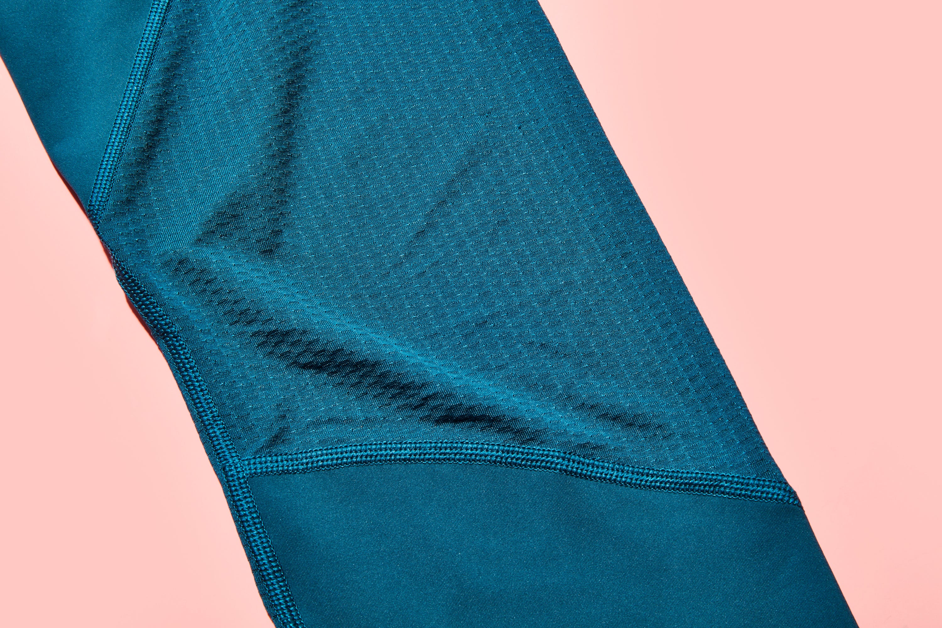Athleta Mesh contender capri