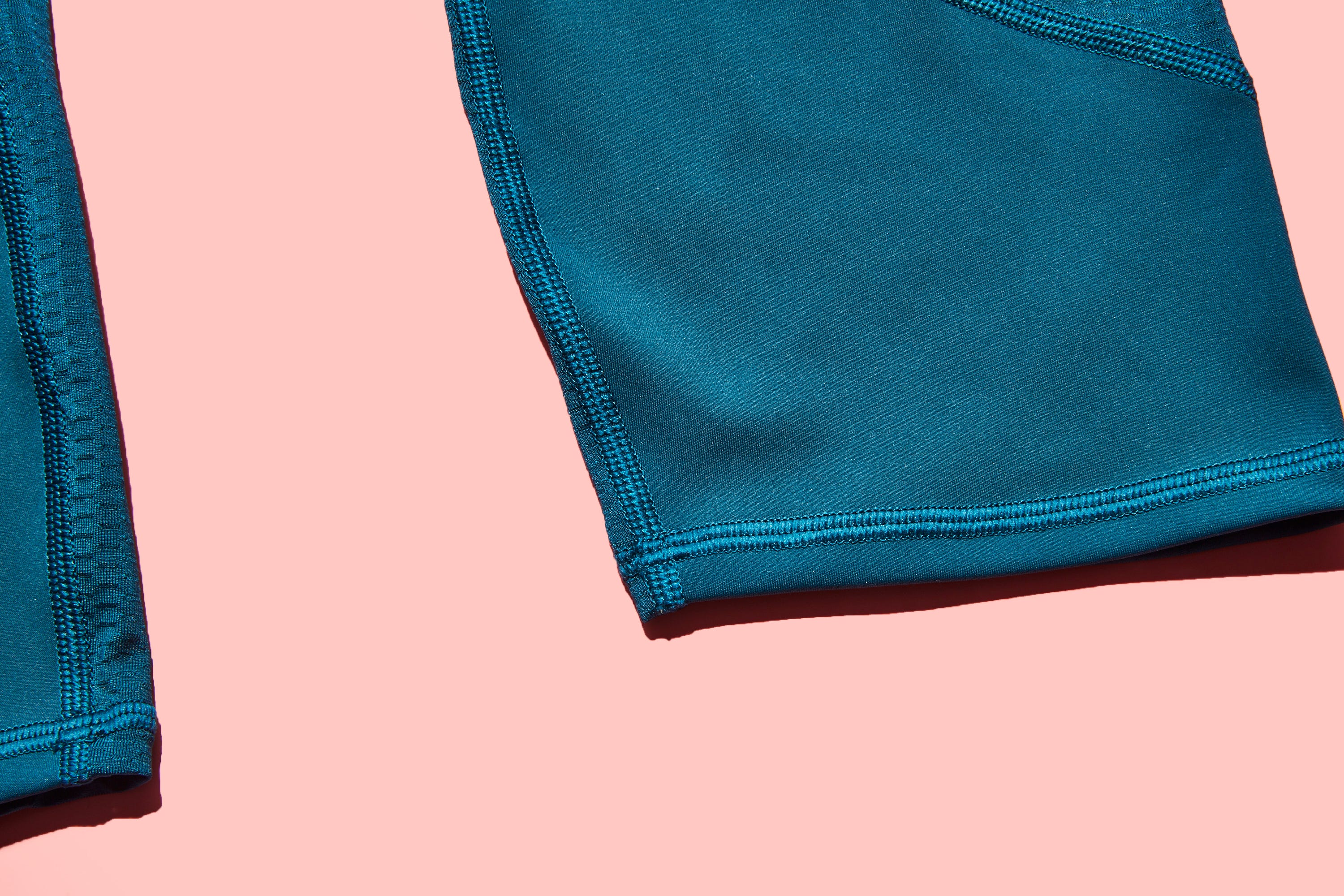 Athleta Mesh contender capri