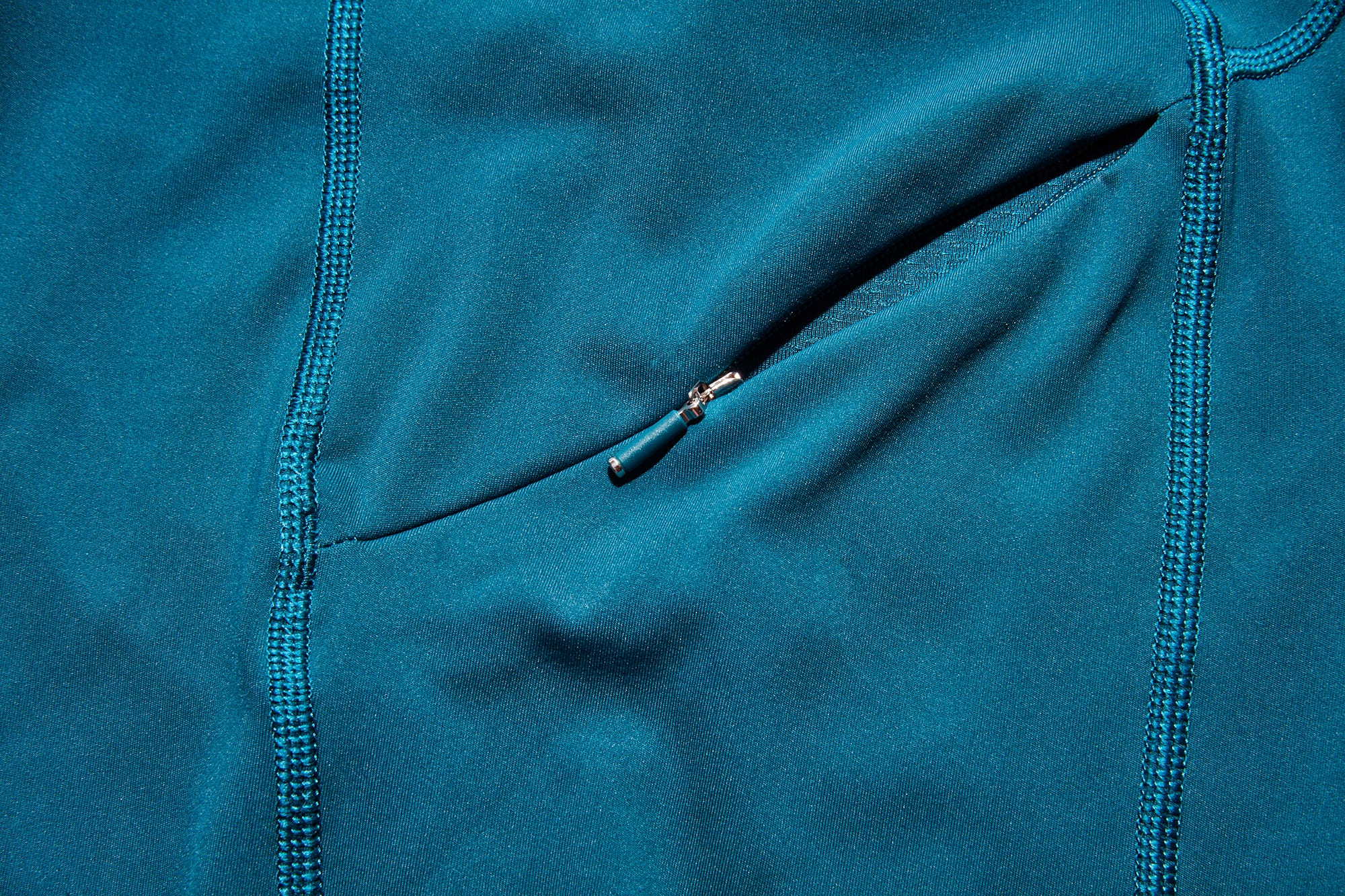 Athleta Mesh contender capri