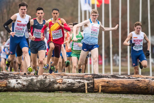 Oumaiz luchó con Ingebrigtsen en el Europeo de cross