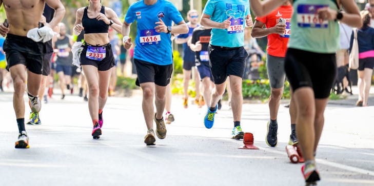 Cum își revin picioarele după un maraton, potrivit cercetărilor Cum își revin picioarele după un maraton, potrivit cercetărilor