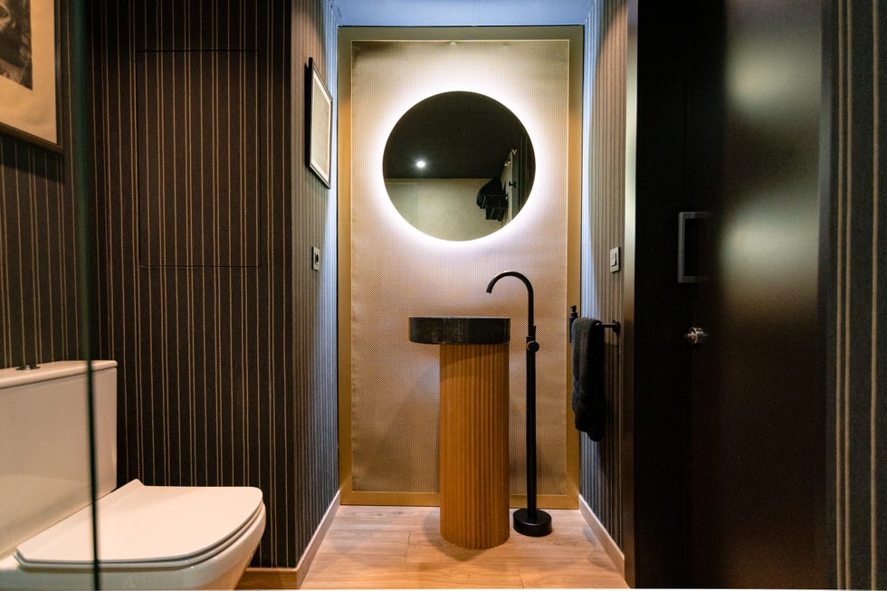 baño de diseño moderno
