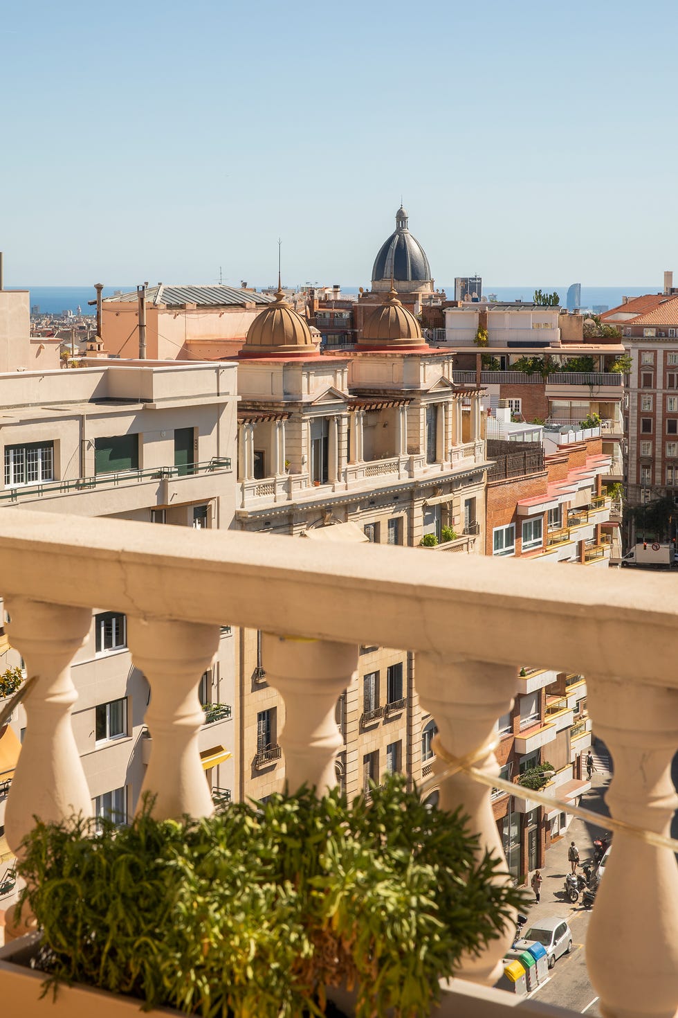 terraza con vistas a barcelona