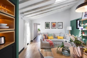 Ático con terraza reformado en malasaña