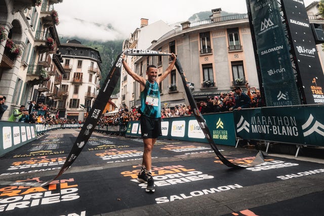 elhousine elazzaoui vince la marathon du mont blanc
