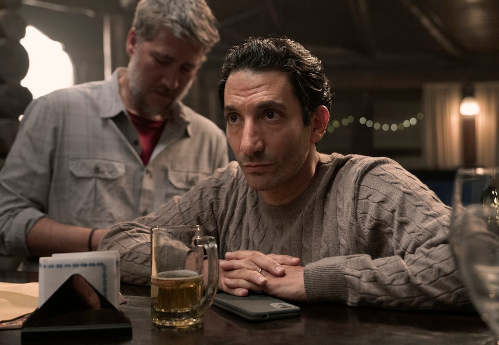 atrapados s1. (l to r) alberto ammann as leo, juan minujin as marcos in atrapados s1. cr. cleo bouza / netflix ©2025
