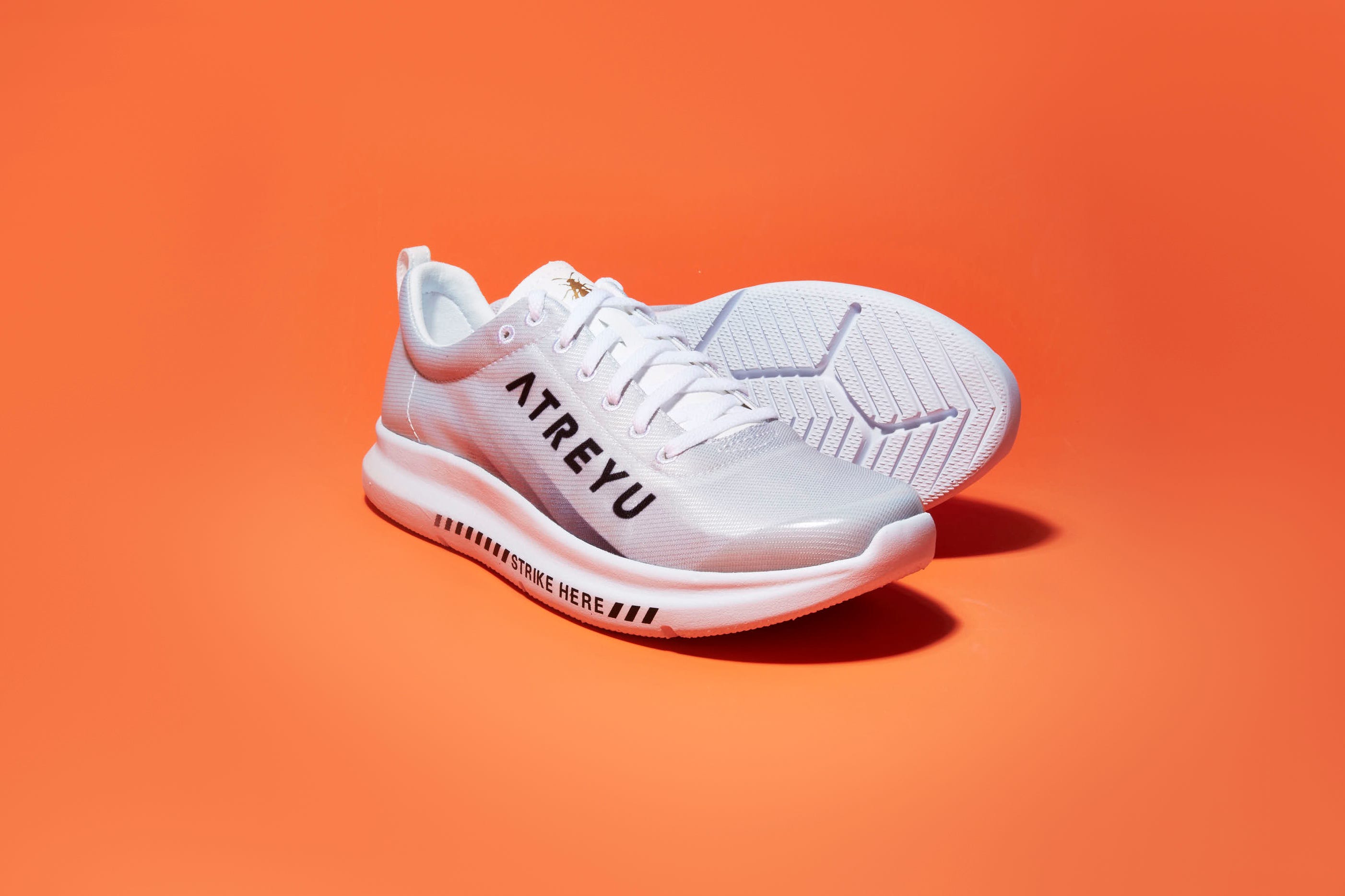 Footwear, White, Shoe, Orange, Walking shoe, Product, Tennis shoe, Sneakers, Athletic shoe, Outdoor shoe, 