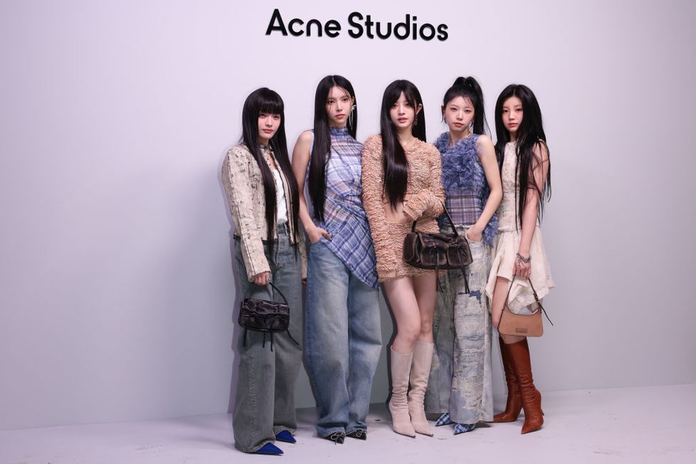 acne studios  photocall paris fashion week womenswear fallwinter 2024 2025