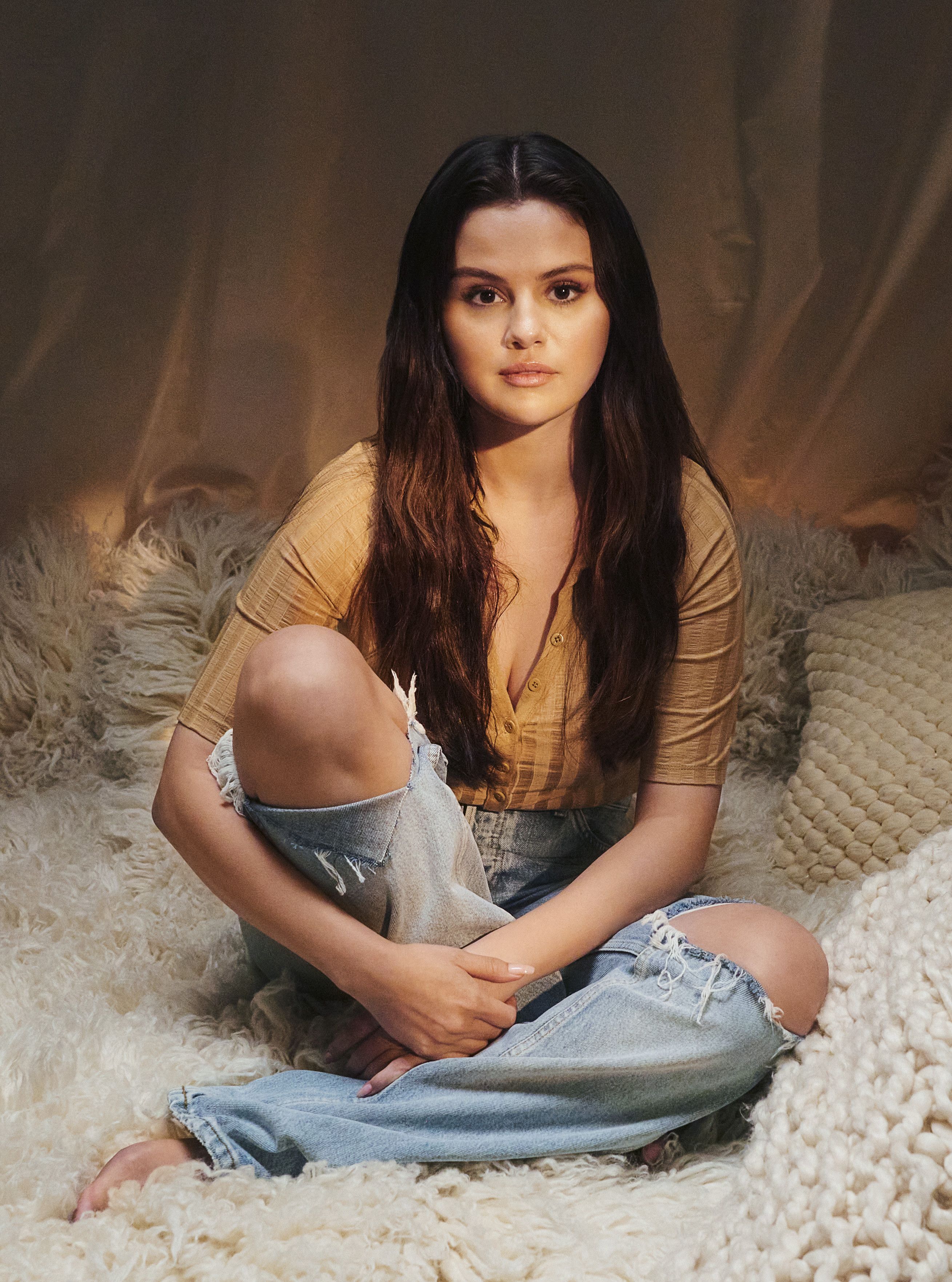 How to Watch 'Selena Gomez: My Mind and Me' Documentary Online Free: Stream  – StyleCaster