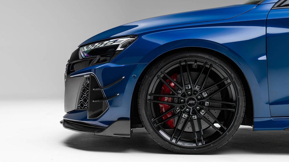 audi-abt-rs3-r-2025-6-67efd23a5f22b.jpg