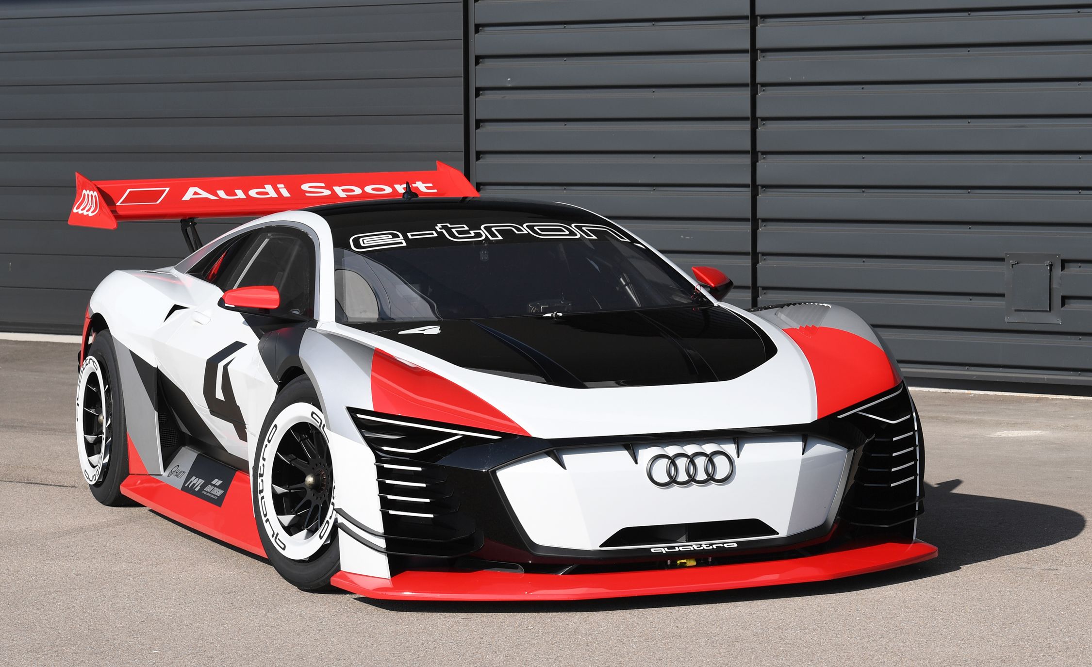 Audi e tron gt deals auto motor sport