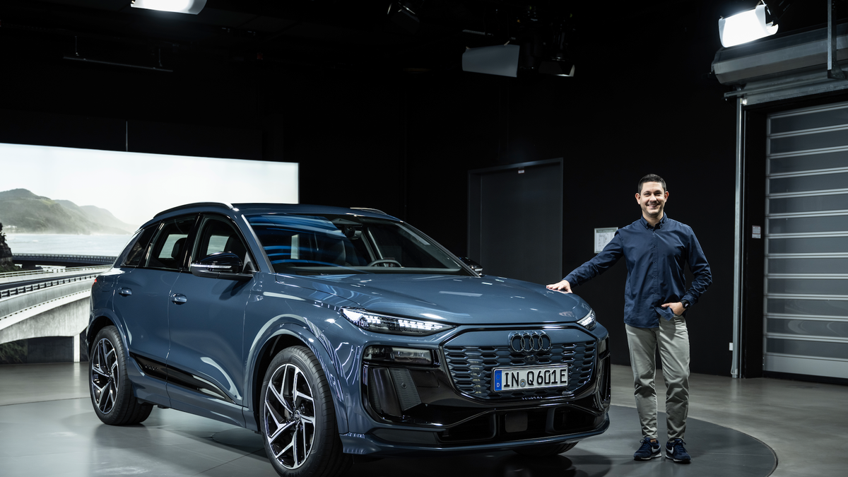 preview for Nos subimos al Audi Q6 e-tron: un nuevo miembro 100% eléctrico