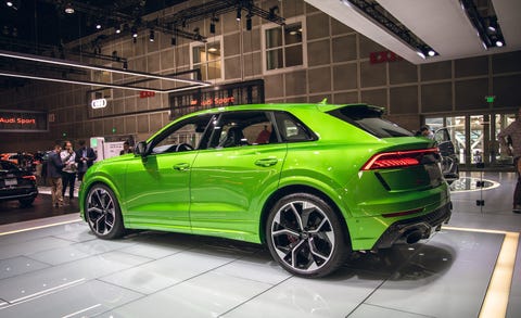 2020 audi rs q8 rear