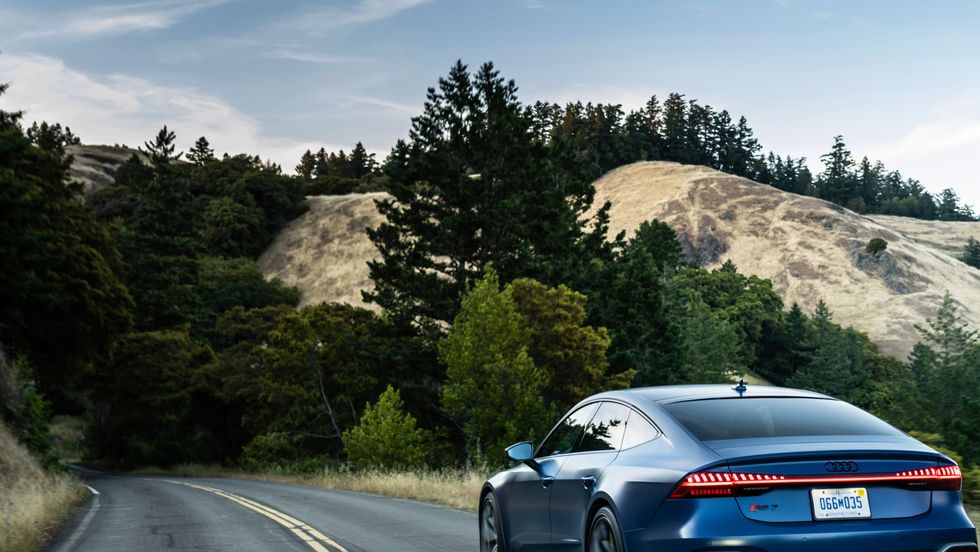 Audi RS6 Avant / RS7 Performance 2024 : Plus, encore plus, toujours plus! -  Guide Auto