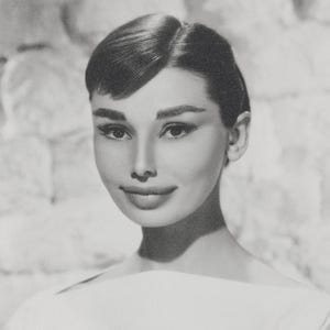 Audrey Hepburn, Marilyn Monroe, botox, 2018, filtros, iconos clásicos, instagram, iconos clásicos con botox, audrey con botox, marilyn monroe con botox