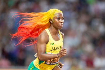 shelly ann fraser pryce met haar kenmerkende lange haren