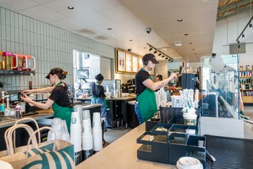 augusta, georgia, starbucks coffee, baristas at work making drinks