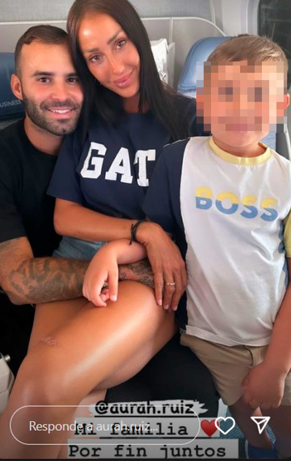 aurah ruiz con su familia tras superviviente 2024