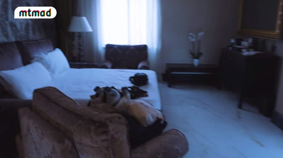 aurah ruiz muestra el hotel santa catalina de las palmas de gran canaria, donde se alojó en 2021, mismo hotel escogido por jennifer lopez en 2022 durante el rodaje de 'the mother'