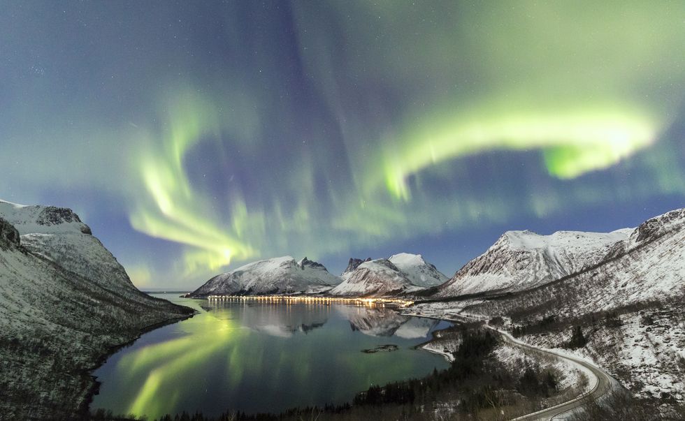 File:Aurora boreal en Bodø, Noruega.JPG - Wikimedia Commons