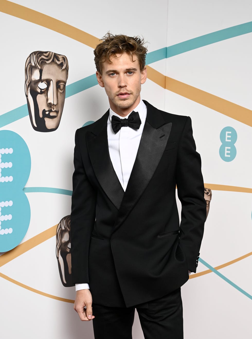 Austin Butler Moves From Elvis To Crime Boss In 'City On Fire' Movie