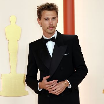 austin butler heels boots at the oscars