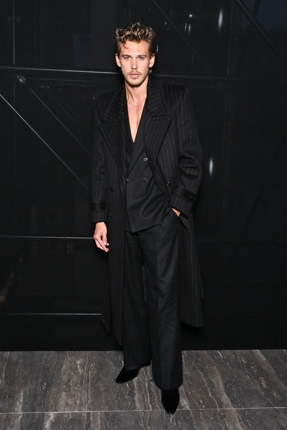 Saint Laurent: fotoreportage Paris Fashion Week damesmode lente/zomer 2024
