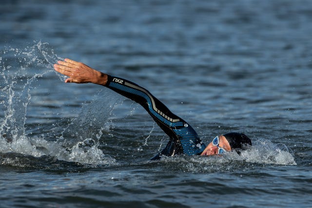 sesión de entrenamiento para un triatlón