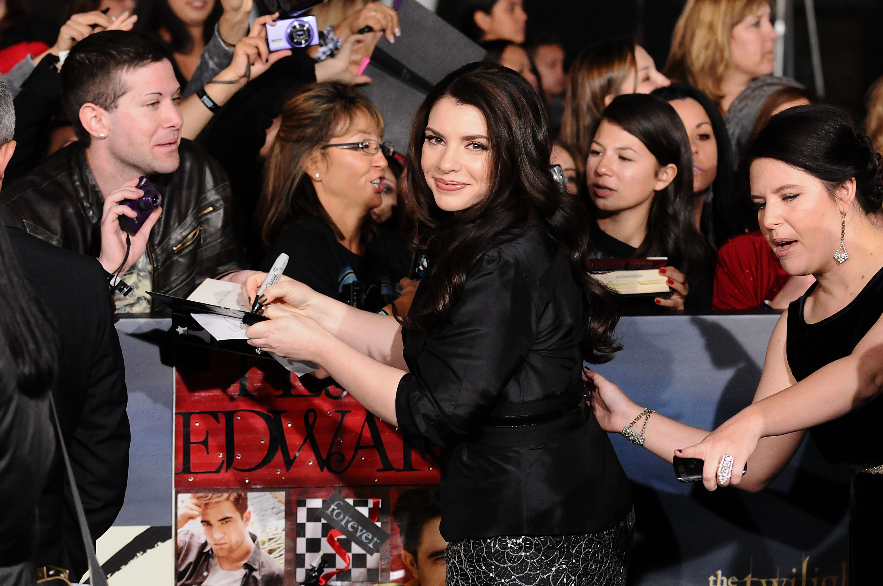 Stephenie Meyer Announces 'Midnight Sun,' New Twilight Book