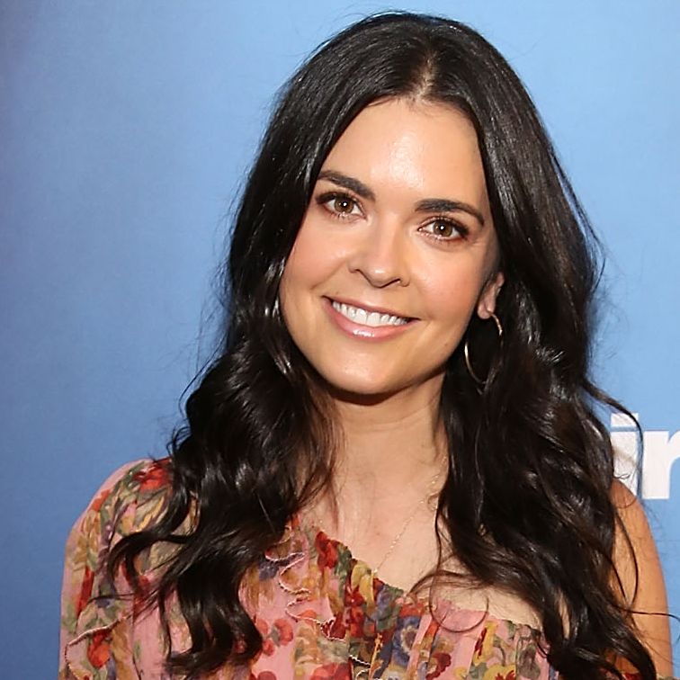 Katie Lee Responded To Someone Who Said Not To Hold Her Daughter So Much