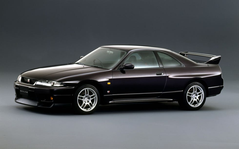 1994-1998 Nissan Skyline R33 Coupe and Sedan (AWD Models Only