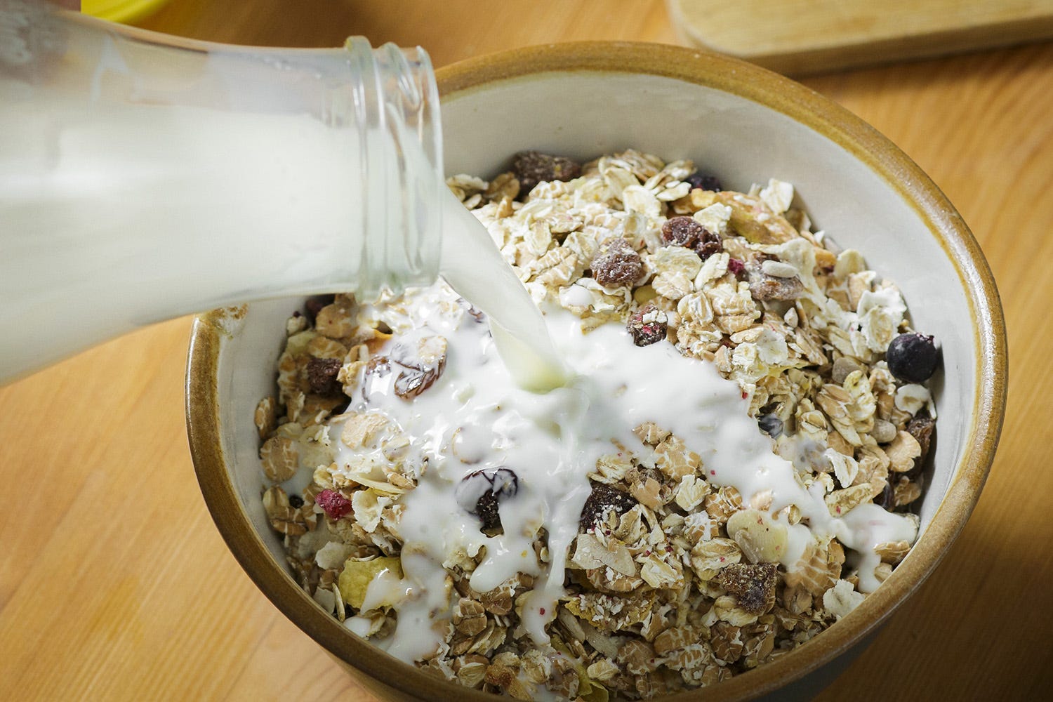 dish, food, breakfast cereal, cuisine, ingredient, meal, snack, muesli, granola, breakfast,