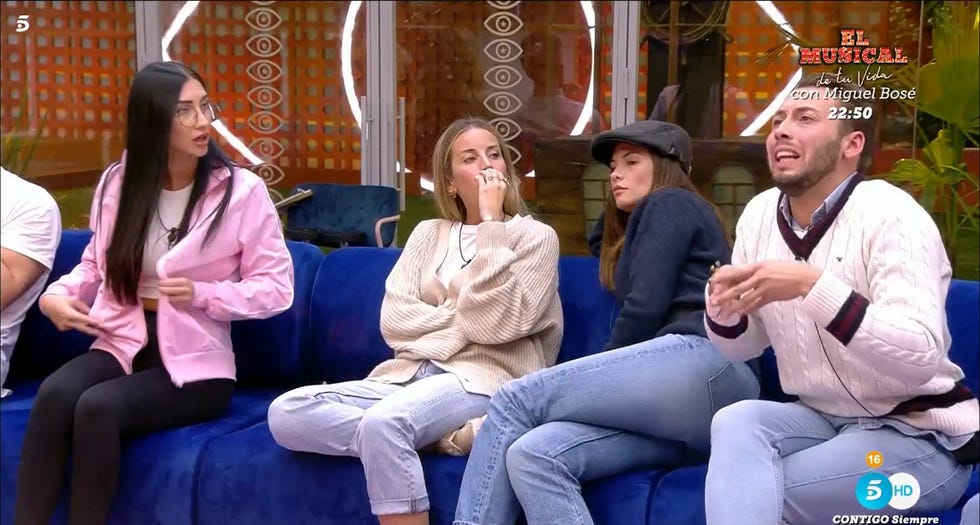 aviles naomi marta castro jessica bueno