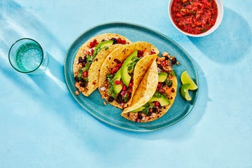 Dish, Food, Cuisine, Taco, Korean taco, Ingredient, Produce, Staple food, Vegetarian food, Recipe, 