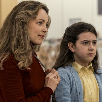 rachel mcadams as barbara dimon and abby ryder fortson as margaret simon in are you there god it’s me, margaret photo credit dana hawley