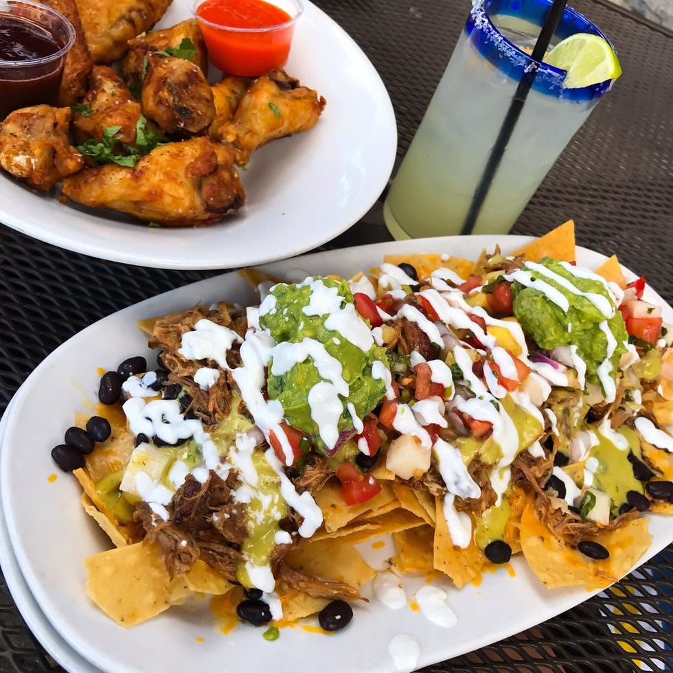 Dish, Food, Cuisine, Ingredient, Nachos, Taco, Meat, Produce, Staple food, Frito pie, 