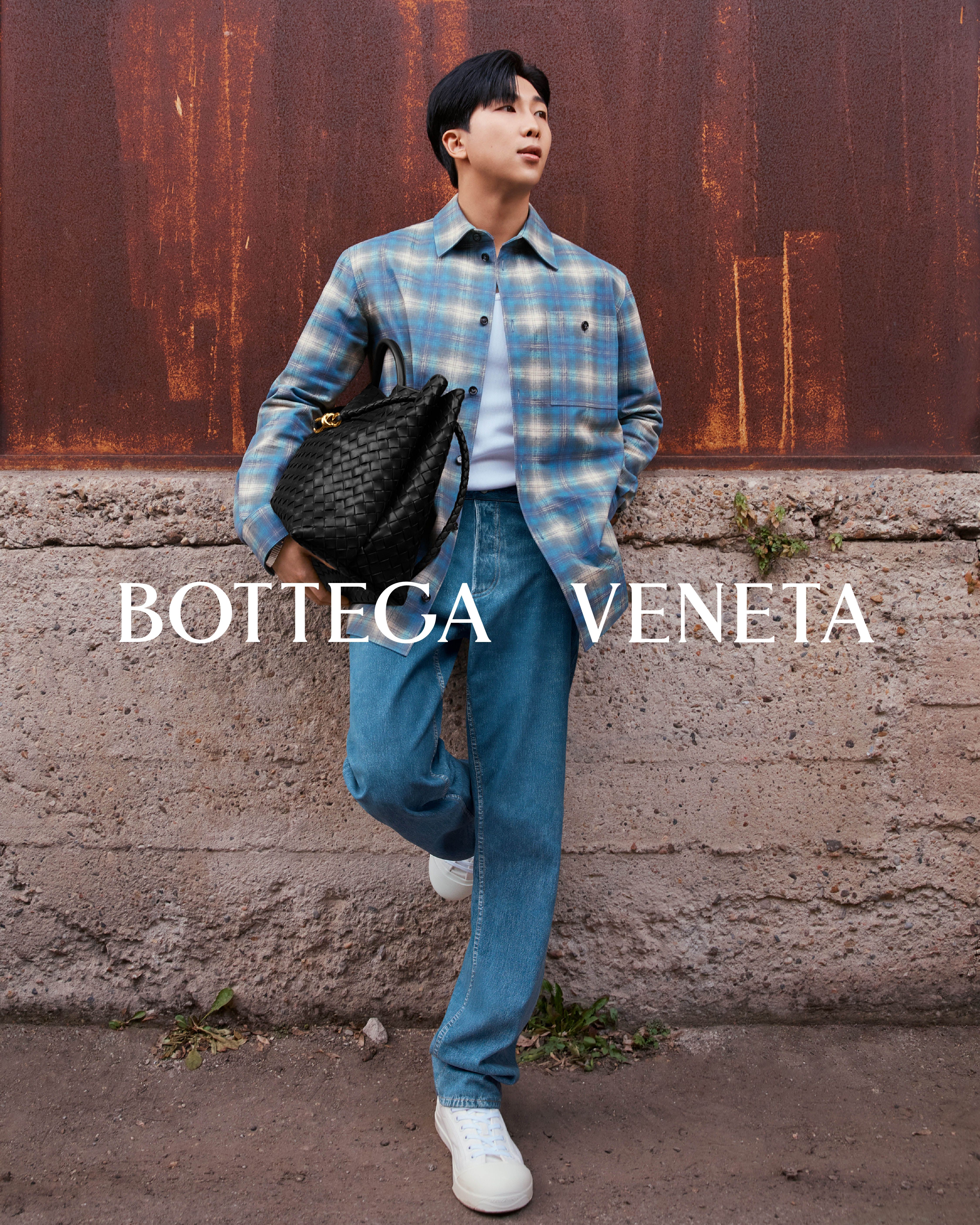 ボッテガ・ヴェネタ」、BTSのRMを迎えたキャンペーンビジュアルを公開 | ファッション | ELLE ［エル デジタル］