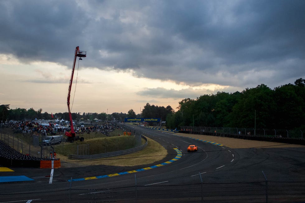 LeBron James named honorary starter for 24 Hours of Le Mans