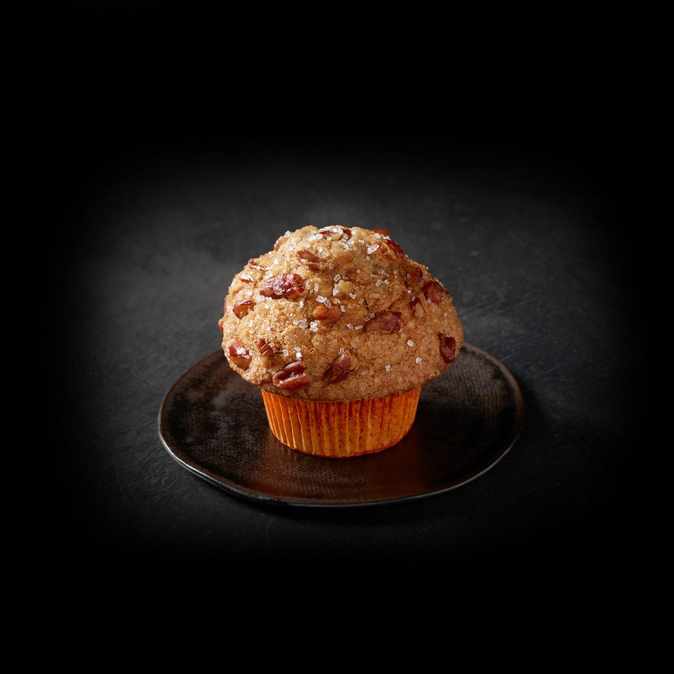 Food, Muffin, Dish, Cuisine, Dessert, Baked goods, Cupcake, Ingredient, Baking, English muffin, 