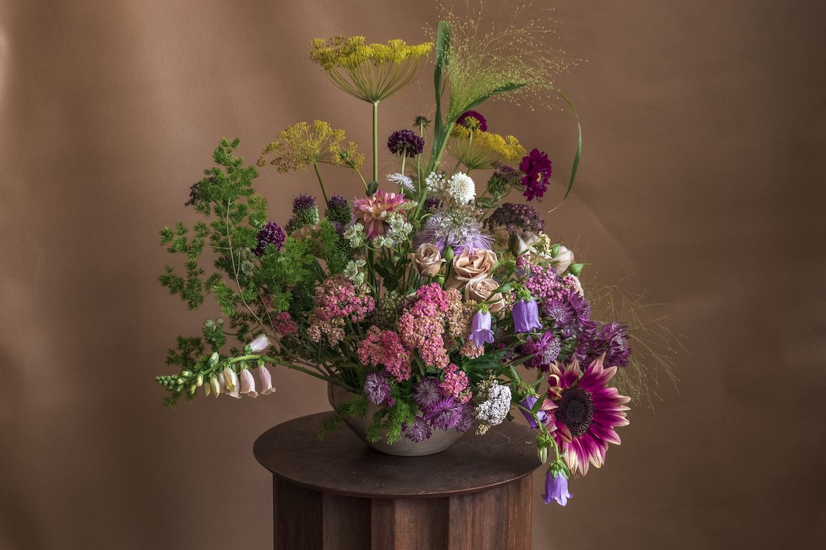 18 Fall Flower Arrangements - Create A Gorgeous Floral Centerpiece