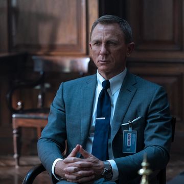 Bond's New Look | Daniel Craig's Outfit In 'No Time To Die' Poster