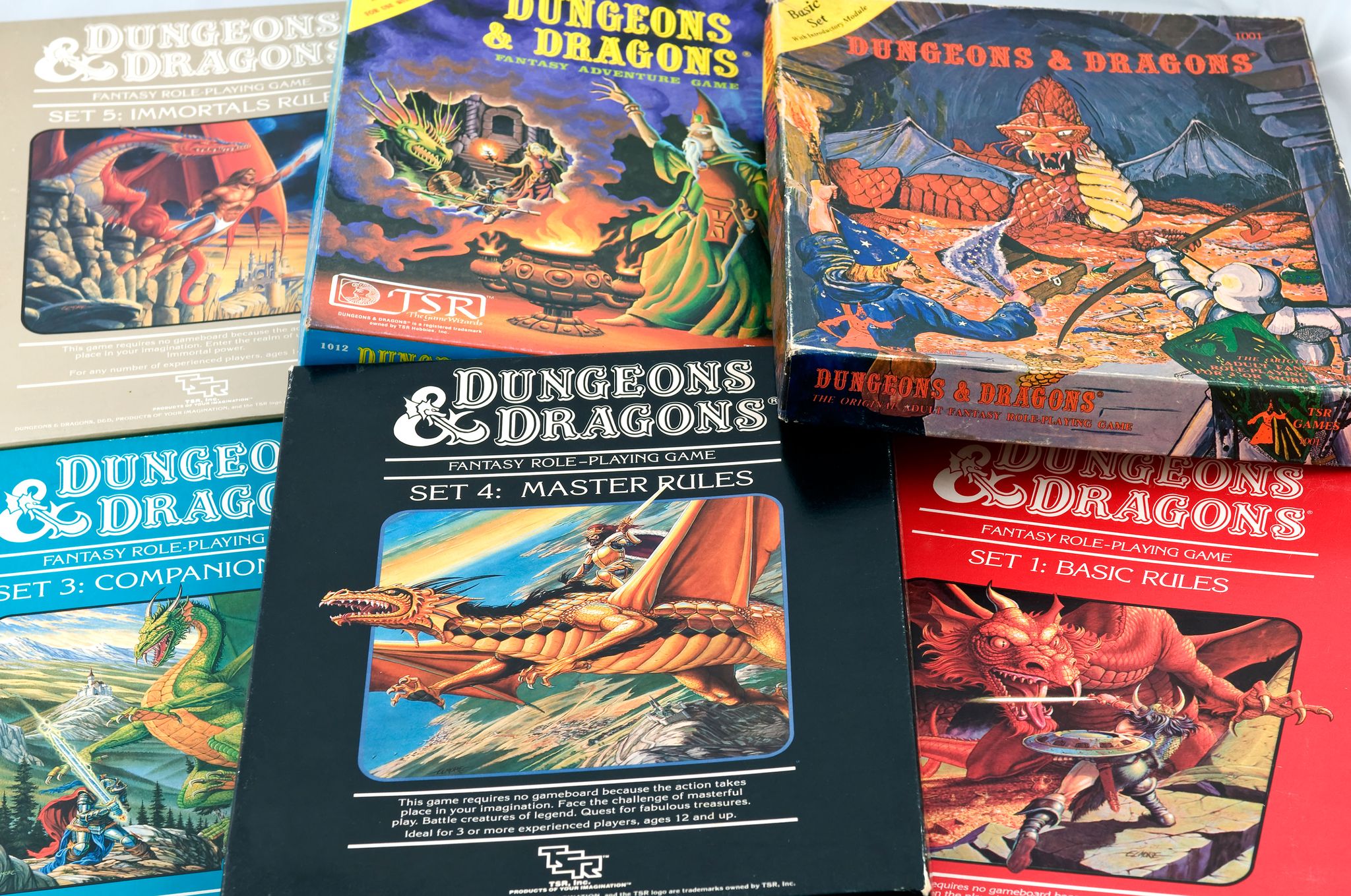 Why Dungeons & Dragons Isn't Just for Geeks (According to an Objectively  Cool Guy)