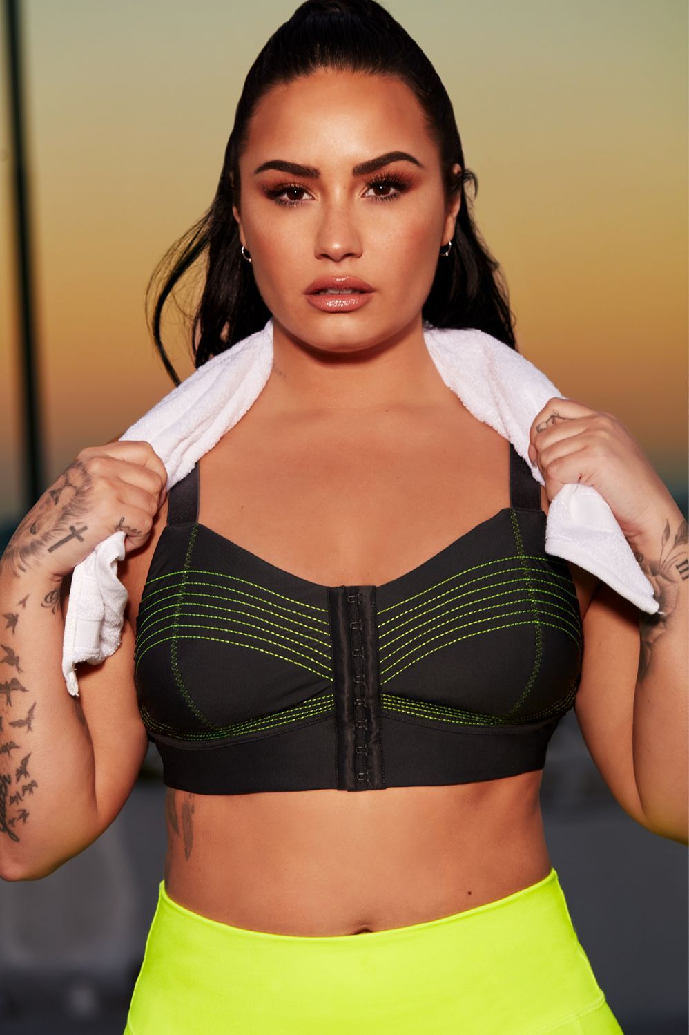 Demi Lovato Fabletics set sports bra leggings XXL - Depop