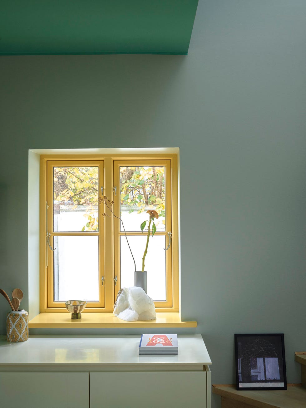 farrow and ball feature