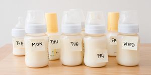 baby bottles with days of the week on adhesive notes