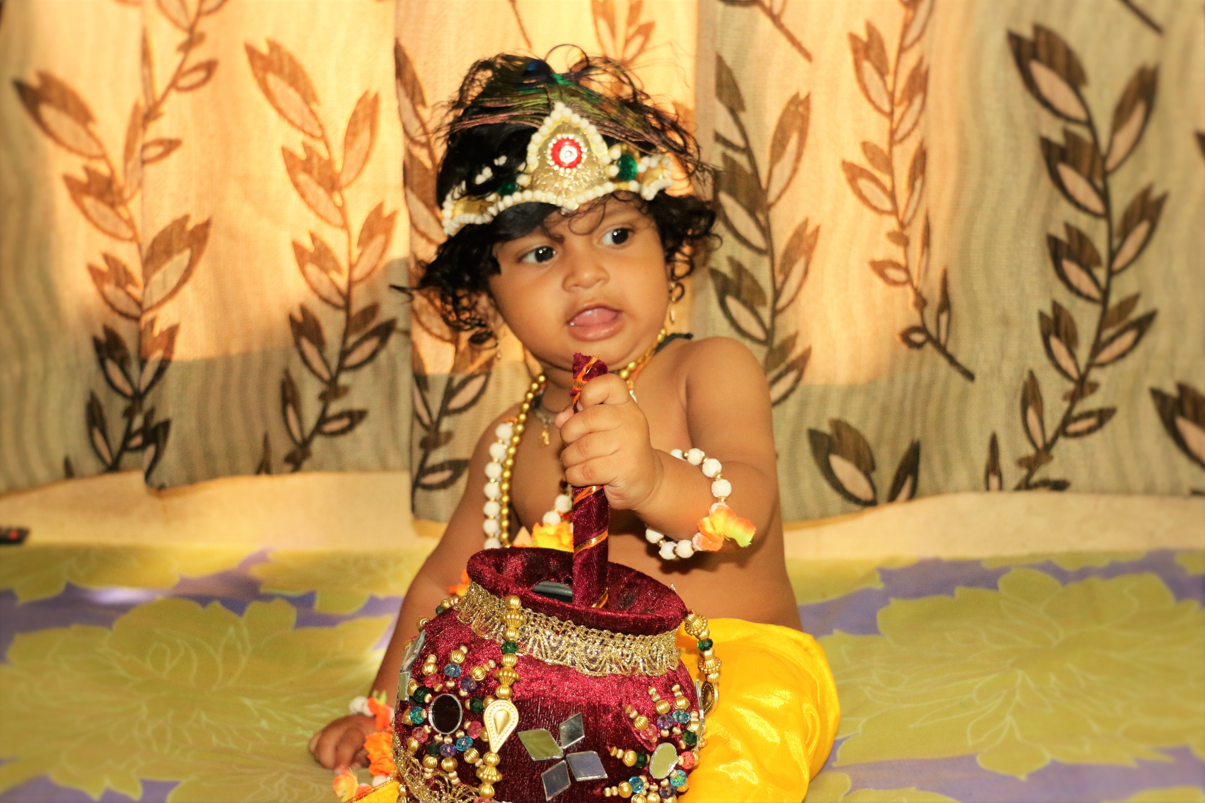 Small baby krishna on sale dress