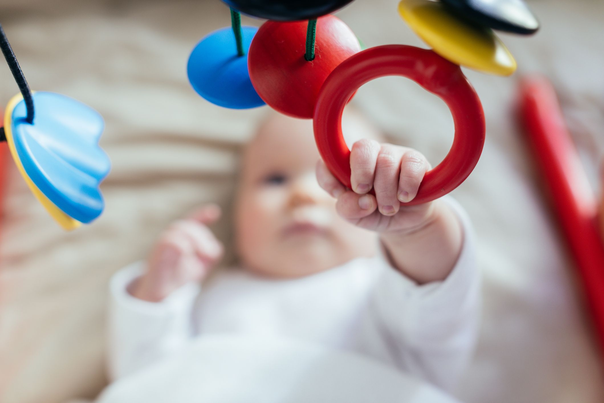  hahaland Libros para bebés de 0 a 6 meses – 2 juguetes