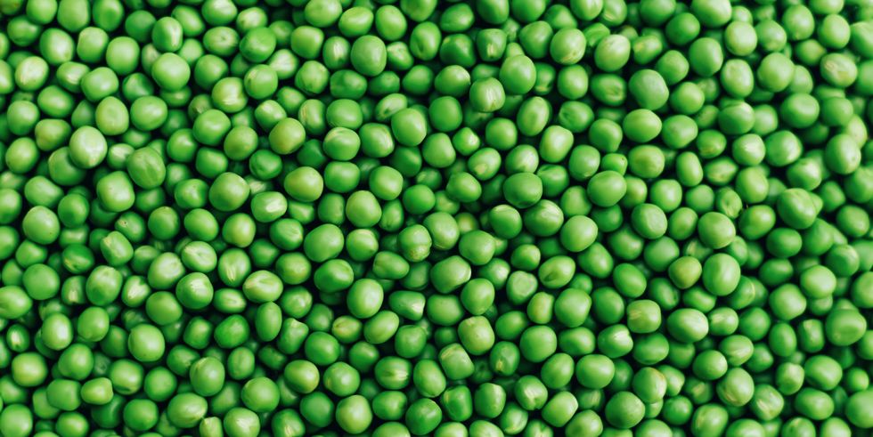 background from fresh and young green peas.