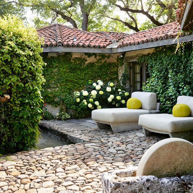 How To Design And Create A Beautiful Rock Garden