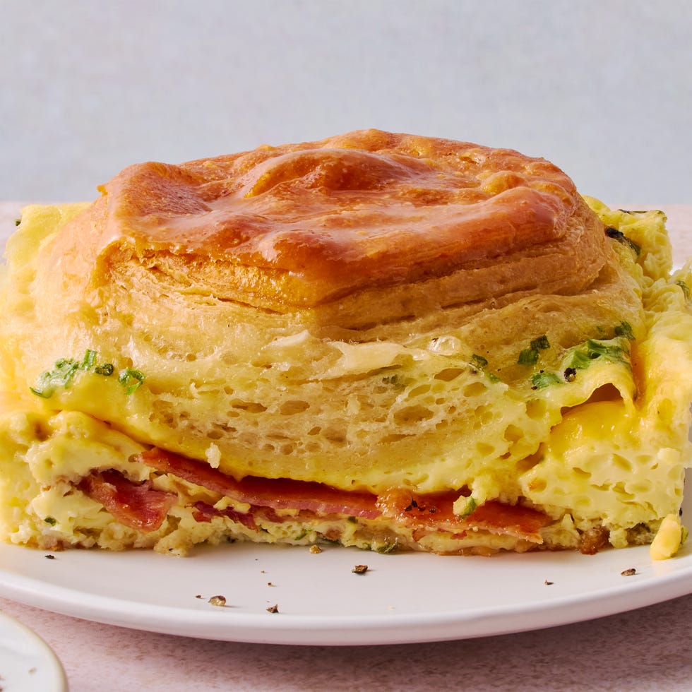 bacon and egg casserole layered with biscuits